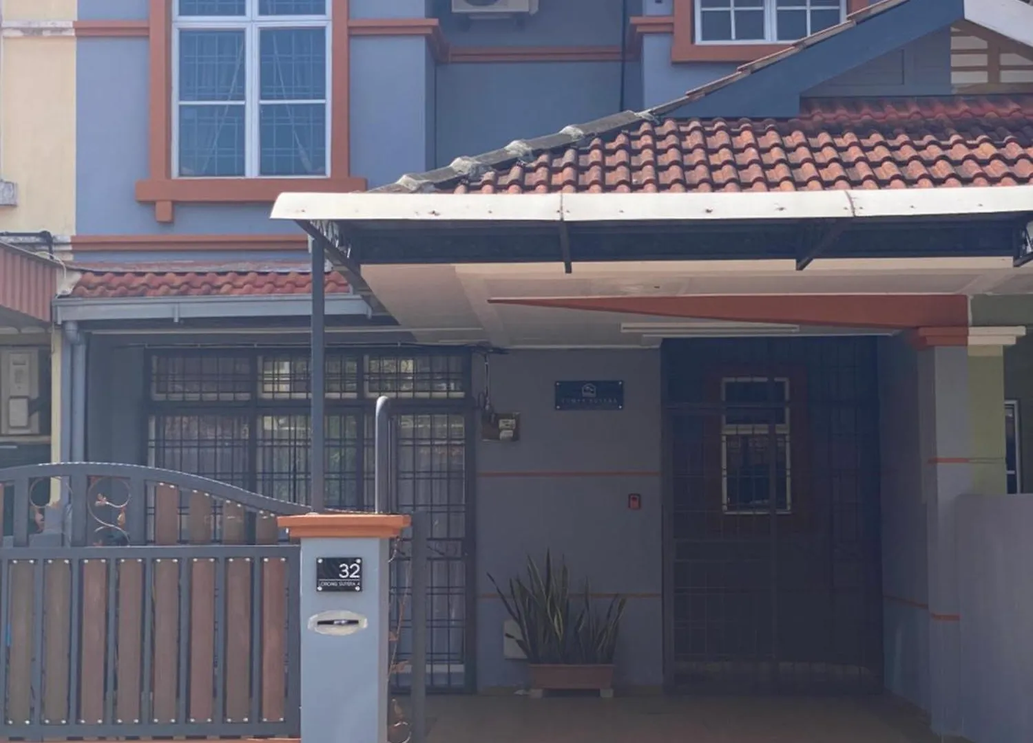 Villa Comfy Sutera Seberang Jaya à Kampong Belah Dua Hébergement de vacances