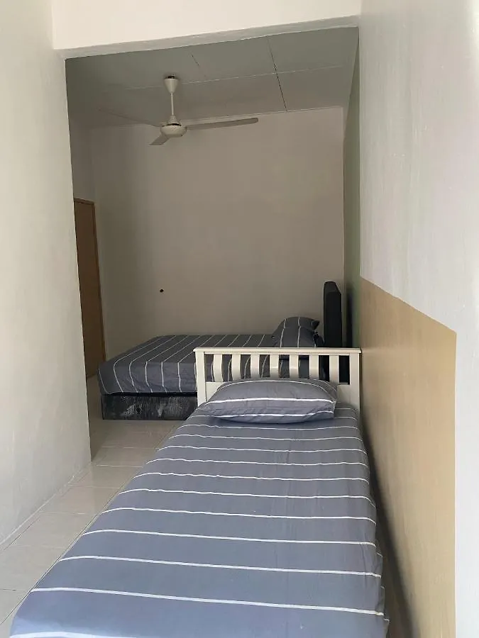 Ferienhaus Villa Comfy Sutera Seberang Jaya Kampong Belah Dua