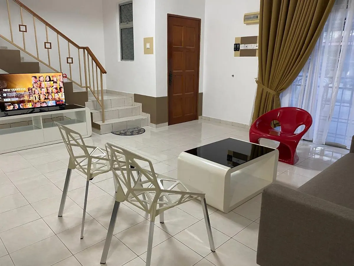 Ferienhaus Villa Comfy Sutera Seberang Jaya Kampong Belah Dua